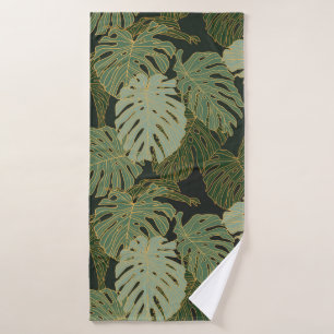 Seamless green khaki and gold monstera pattern bath towel