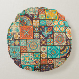 Seamless Islamic, Arabic tile pattern. Round Cushion