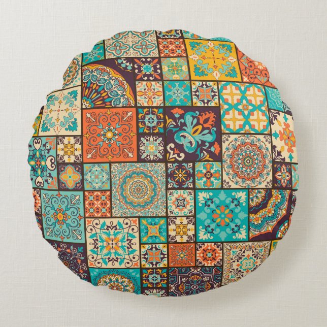 Seamless Islamic, Arabic tile pattern. Round Cushion (Front)