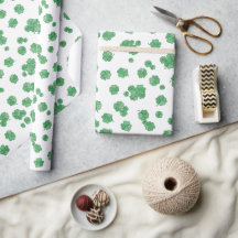 Seamless Lucky Four-Leaf Clover Pattern