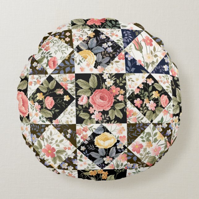 seamless patchwork pattern with flowers round cushion (Front)