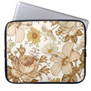 Seamless pattern. Beautiful pink blooming realisti Laptop Sleeve