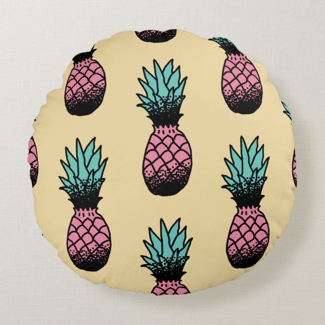 Seamless pattern of cute hand drawn pineapple round cushion (Front)