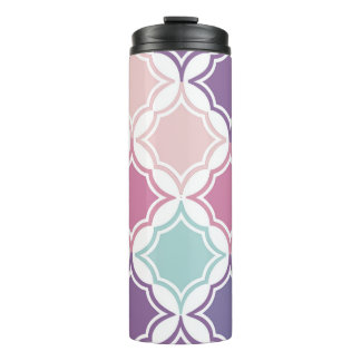 Seamless pattern of pastel coloured geometric shap thermal tumbler