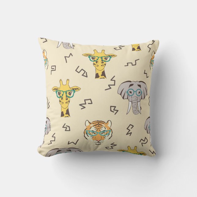 Seamless pattern with cute african animals: giraff cushion (Front)