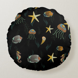 Seamless pattern with cute decorative fishes round cushion