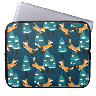 Seamless pattern with different cute foxes. laptop sleeve