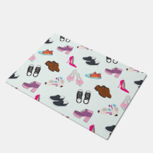 Seamless pattern with different shoes