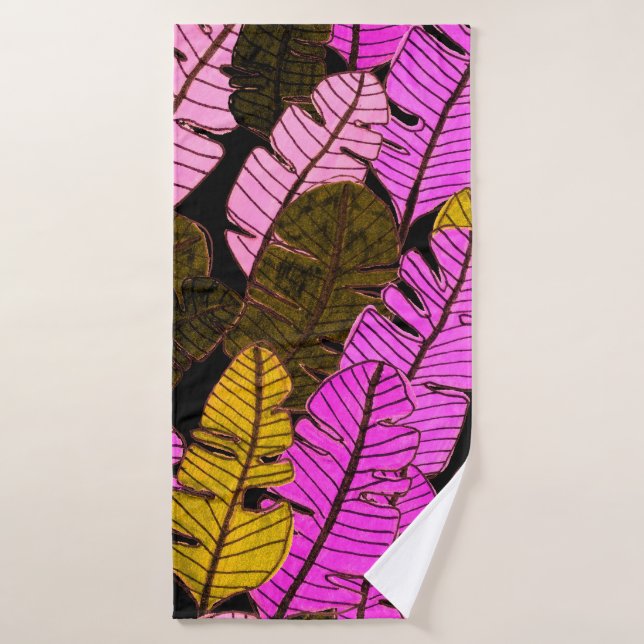 Seamless pattern with hand drawn tropical leaves.  bath towel (Bath Towel)