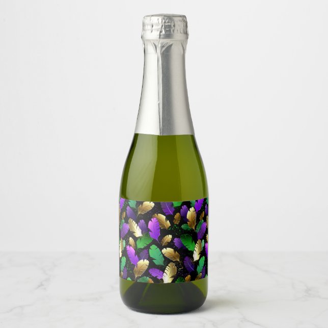 Seamless Pattern with Mardi Gras feathers Sparkling Wine Label (Front)