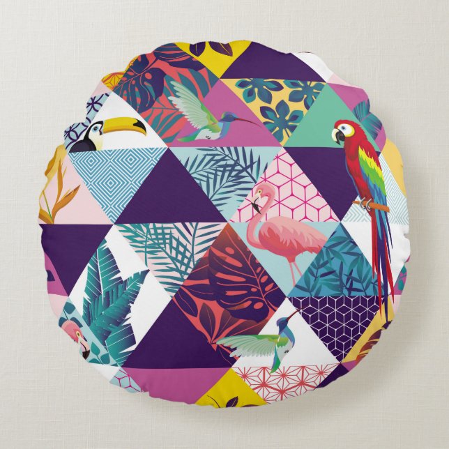 seamless pattern with Parrot, Toucans, Hummingbird Round Cushion (Front)