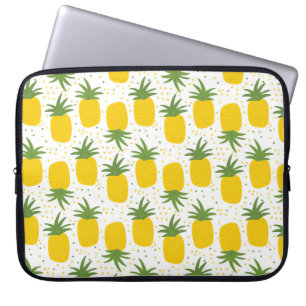Seamless pattern with pineapples. Yellow pineapple Laptop Sleeve