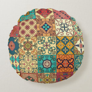 Seamless pattern with portuguese tiles in talavera round cushion