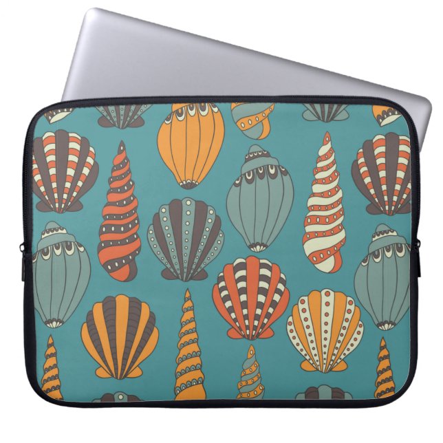 Seamless pattern with seashells, hand drawn icons  laptop sleeve (Front)