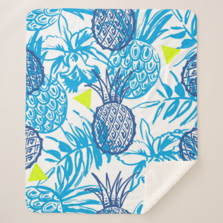 Seamless pattern with tropical motif sherpa blanket