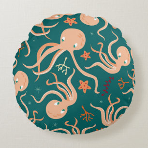 Seamless pattern with underwater ocean animals, cu round cushion