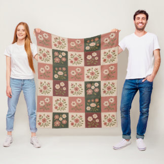 Seamless Rustic Floral Patchwork Fleece Blanket