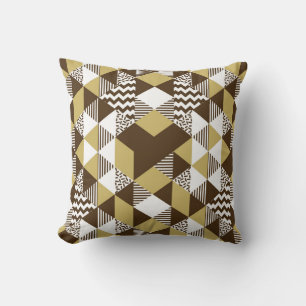Seamless triangle: geometric gold fashion. cushion