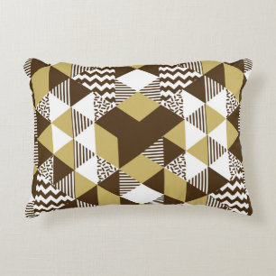 Seamless triangle: geometric gold fashion. decorative cushion