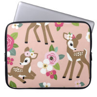 Seamless vintage pattern with cute vintage fawn on