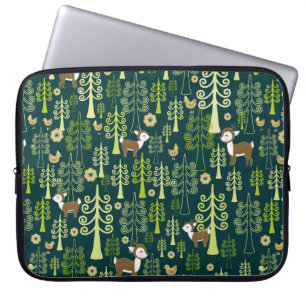 Seamless vintage pattern with spruce trees, fawn d laptop sleeve