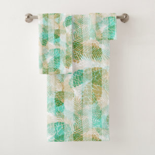 Seamless winter Christmas green beige pine cones t Bath Towel Set