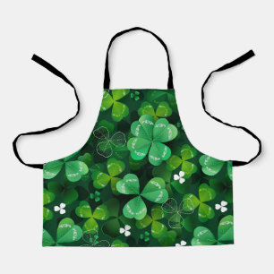 Seamless with green clover apron