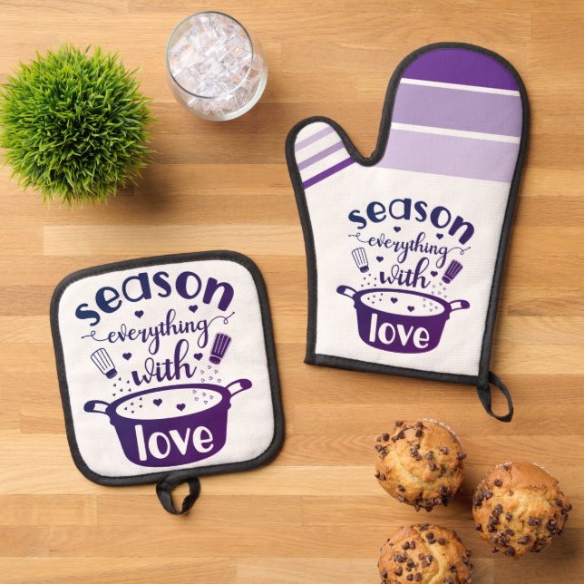 Season Everything with Love ❤️ Purple Oven Mitt & Pot Holder Set (Top Down)