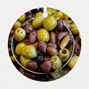 Seasoned black and green olives metal tree decoration