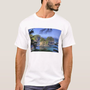 Seastacks, Makah Nation Tribal Lands, Cape T-Shirt