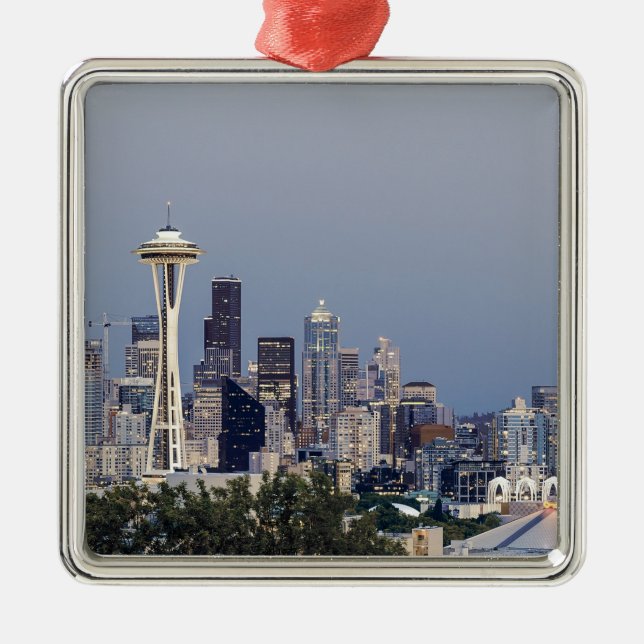 Seattle cityscape metal tree decoration (Front)