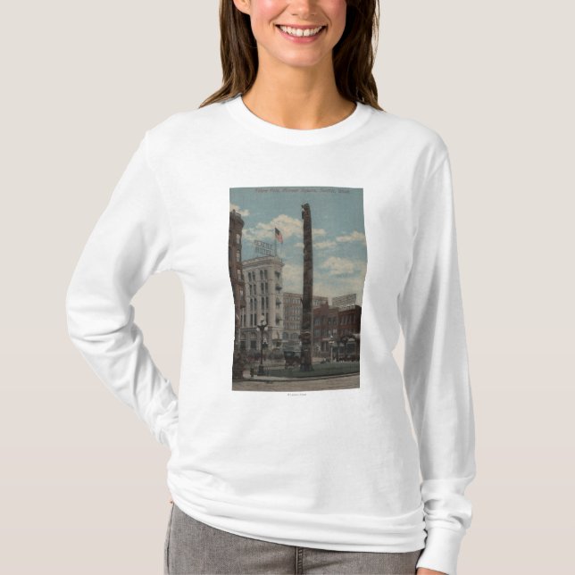 Seattle, WATotem Pole at Pioneer Square T-Shirt (Front)