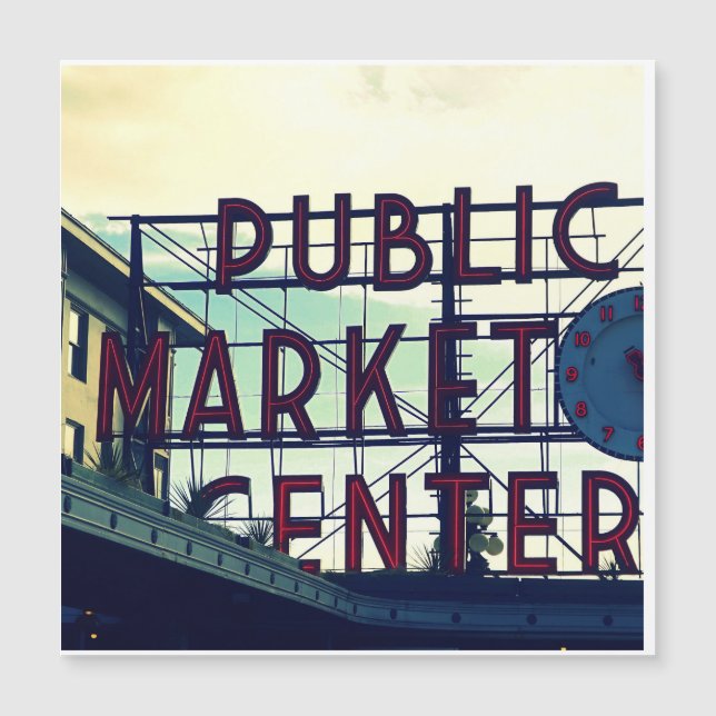 Seattles Pikes Place Market (Front)