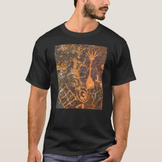 Sedona petroglyphs 'Dancing rabbit' nature art bea T-Shirt
