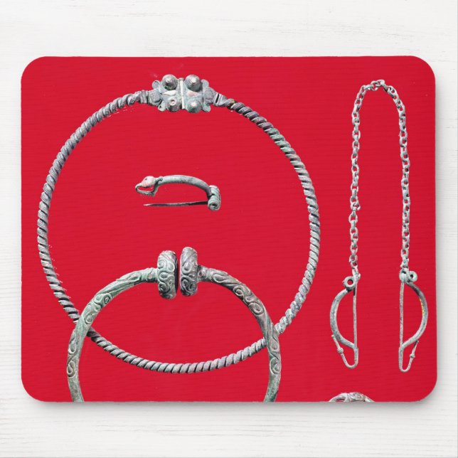 Selection jewellery, including brooch mouse pad (Front)