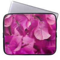 SELECTIVE FOCUS PHOTOGRAPHY OF PINK BOUGAINVILLEA