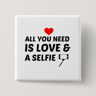 SELFIE AND LOVE 15 CM SQUARE BADGE