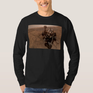 Selfie of Mars Curiosity Red Martian Landscape T-Shirt