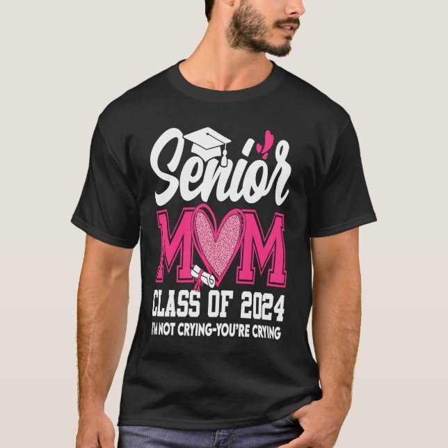 Senior Mom Class Of 2024 24 Graduate Heart Graduat T-Shirt (Front)
