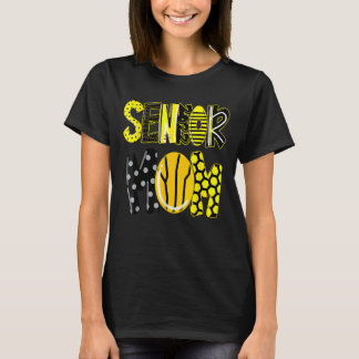 Senor Mum Love Egg And Bee Cute Lovely Heart Skin T-Shirt