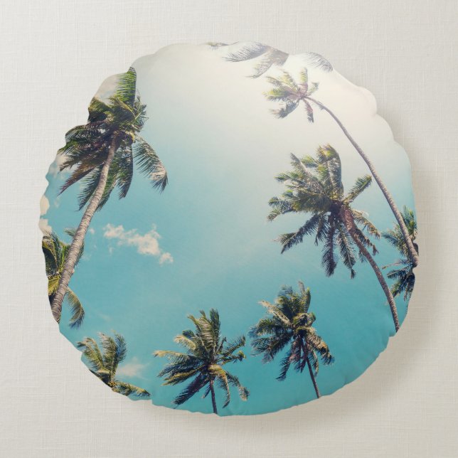 Serenity Tropical Beach Landscape Round Cushion (Front)