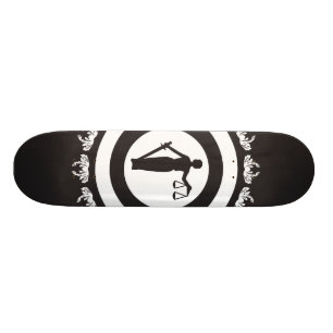 Serial Huntress Skateboard 2