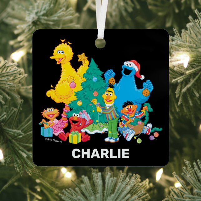 Sesame Street | Christmas Pals Metal Tree Decoration (Insitu)