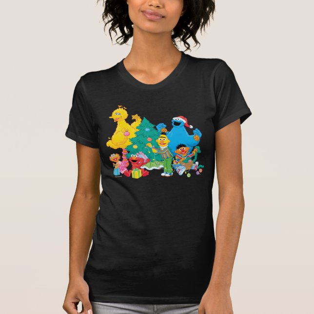 Sesame Street | Christmas Pals T-Shirt (Front)
