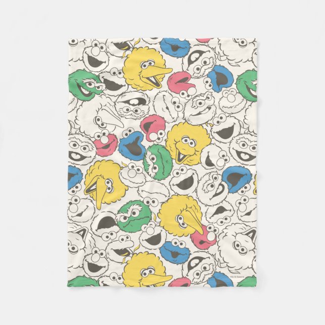 Sesame Street Pals | Big Head Core Pattern Fleece Blanket (Front)