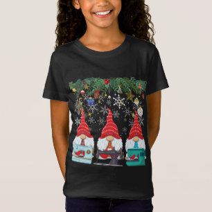 Sewing Gnomes Quilting Gnomies Xmas - Quilter Sewe T-Shirt