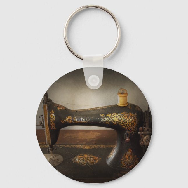 Sewing - Sing a song Key Ring (Front)