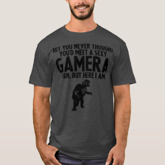SEXY GAMERA FAN 2 T-Shirt