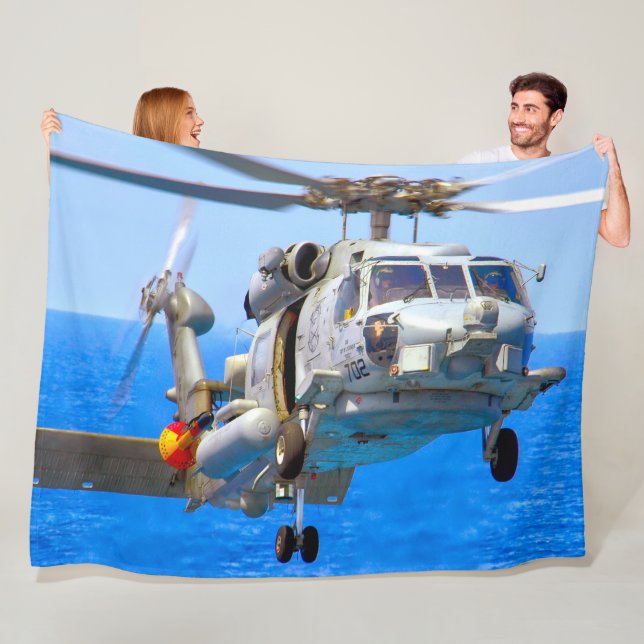 SH-60B SEAHAWK FLEECE BLANKET (In Situ)