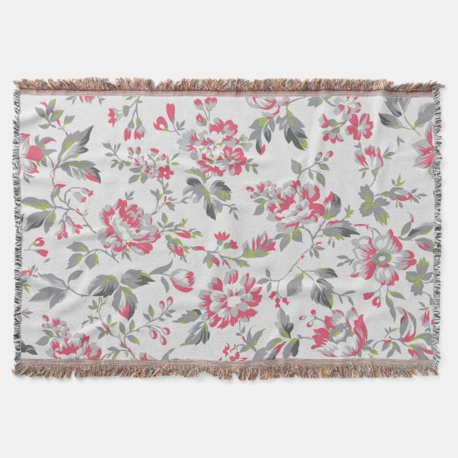Shabby Chic Floral Roses Pattern Throw Blanket (Front)
